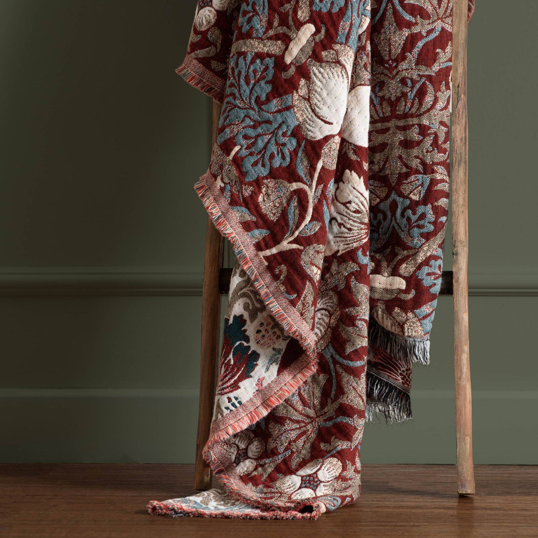 Strawberry Thief Jacquard Throw Berry
