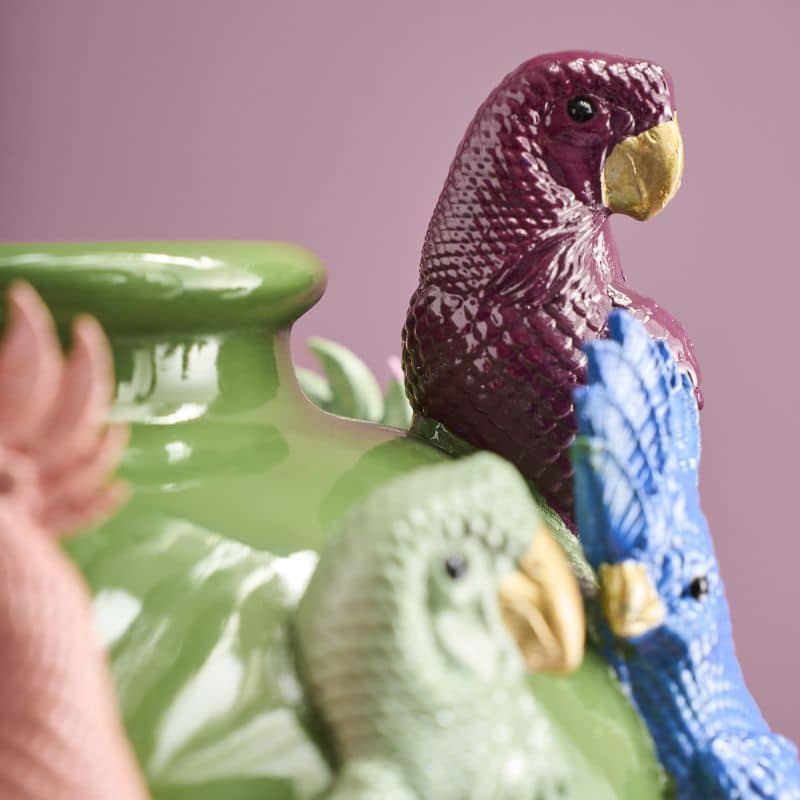 Green Vase, Parrots